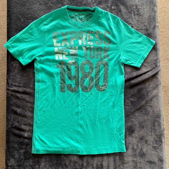 (3) Express shirts - Picture 2 of 4